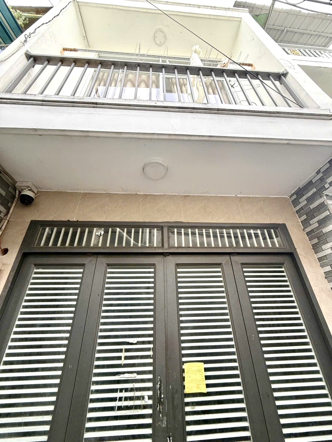 Bán Nhà Đẹp Giá Rẻ Full Nội Thất 2 Phòng Ngủ Ngay Quang Trung GV