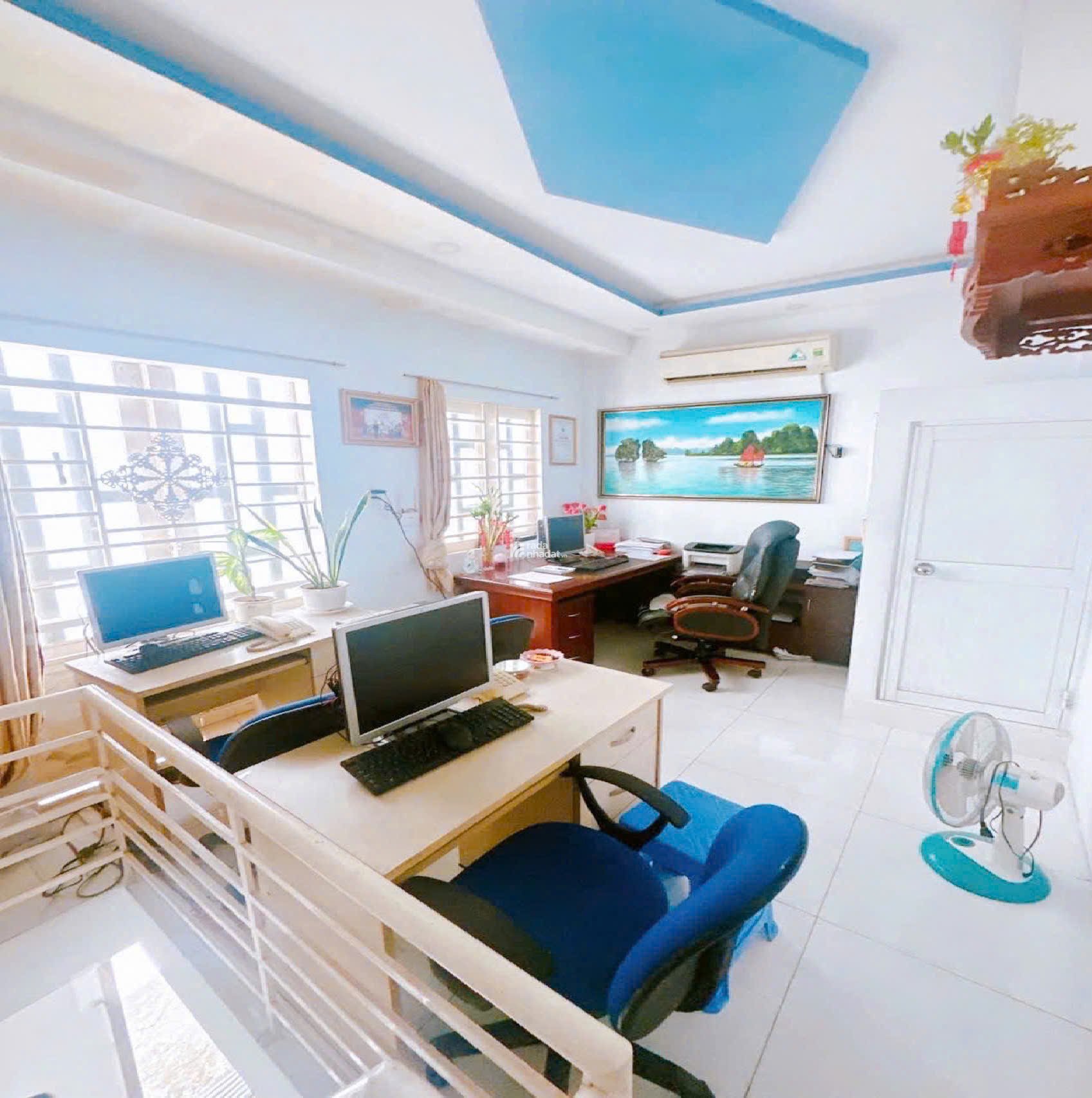 Bán nhà Quận 3 - Lý Chính Thắng - 3.18 x 3.85 m - Giá 2.9 tỷ