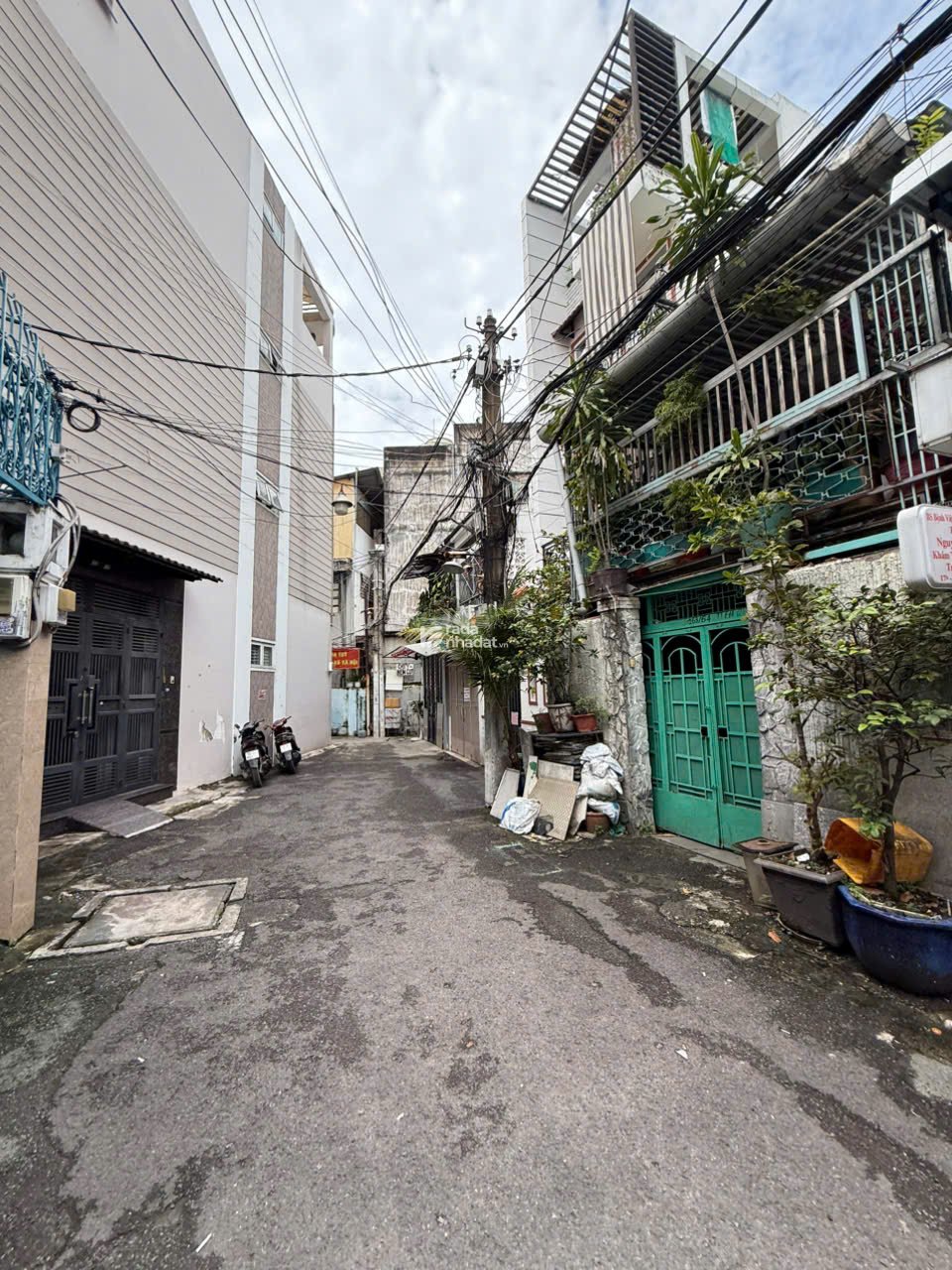 BÁN NHÀ CẤP 4 HẺM XE TẢI 8M THÀNH THÁI P14 QUẬN 10 - 150m2 - 22.6 TỶ