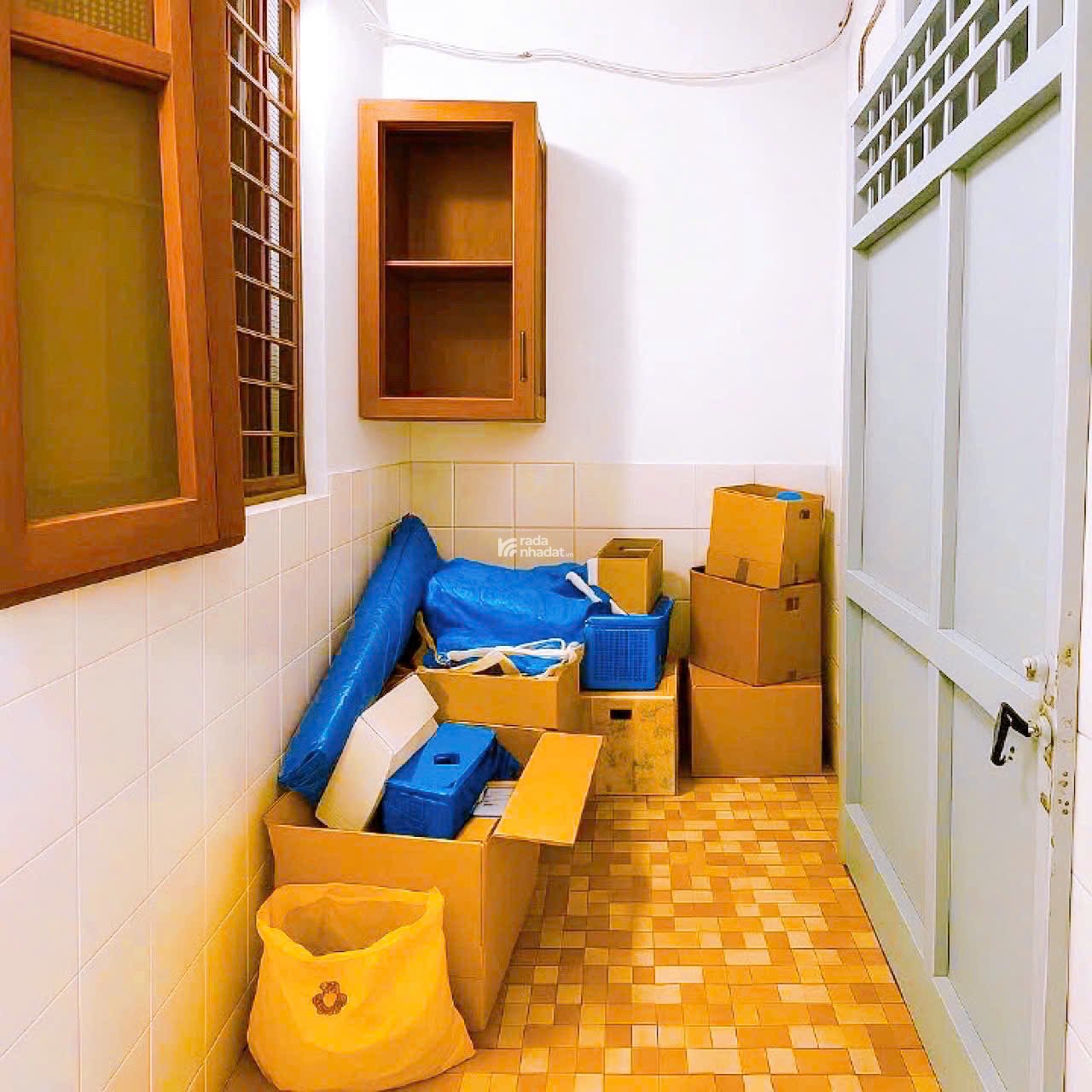 Bán nhà cũ hẻm Cách Mạng Tháng Tám - QUẬN 3 - Diện tích 7.8 x 8.7 m - Giá 8.7 tỷ