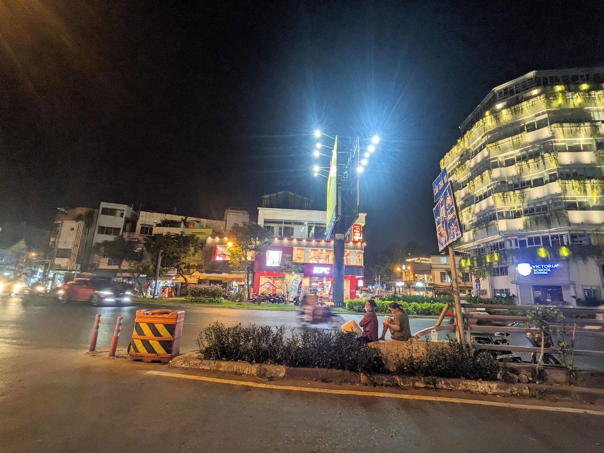 180M2 NHÀ MẶT TIỀN 3T VỪA Ở VỪA KINH DOANH THU NHẬP THÊM 20TR/ THÁNG NHỈNH 80TR/M2