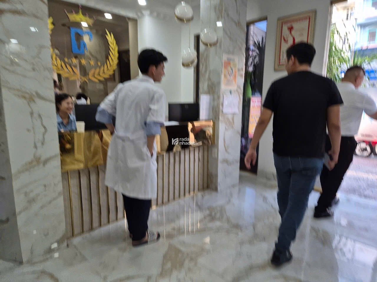 Nhà Mặt Tiền Nguyễn Cư Trinh Q1