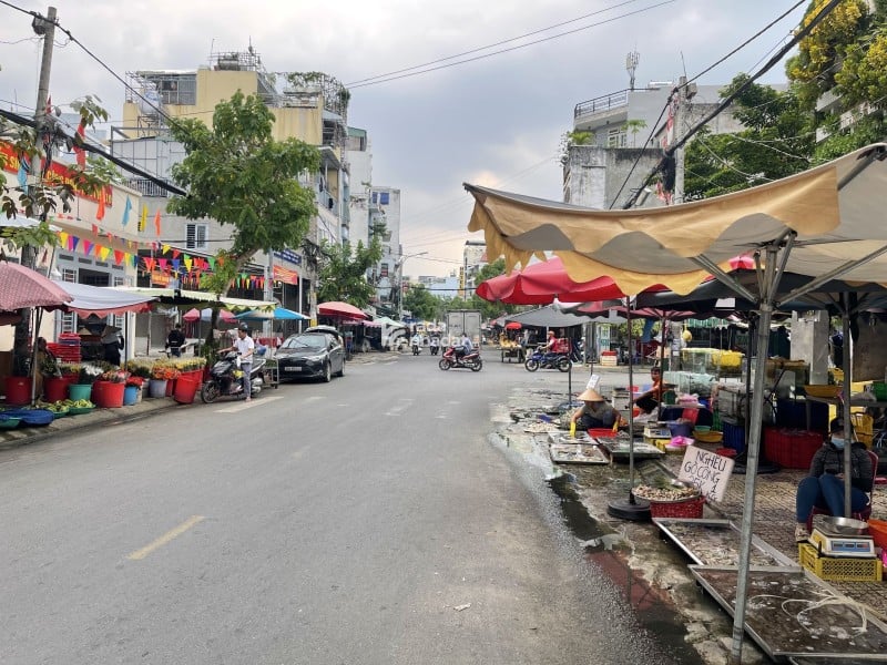 Bán nhà mặt tiền chợ Phạm Văn Bạch-2 mặt tiền-sổ vuông-kinh doanh sầm uất