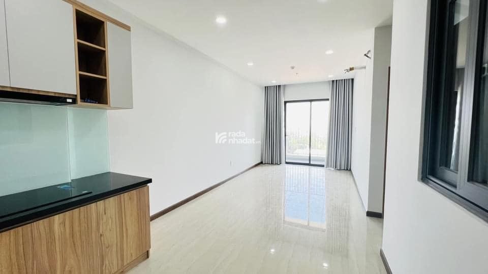 Cho thuê căn hộ 2PN tầng 8 view công viên. Nội thất như hình 5tr8/tháng. LH: 0909 436 ***