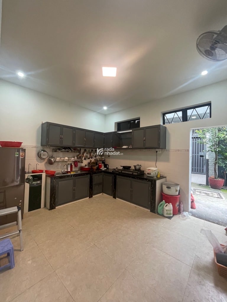 HẺM XE HƠI HOÀNG VĂN THỤ, TÂN BÌNH, 52M2 CÓ KẾT CẤU DỄ CẢI TẠO. GIẢM 350TR CHỈ CÒN 8.6T TL 