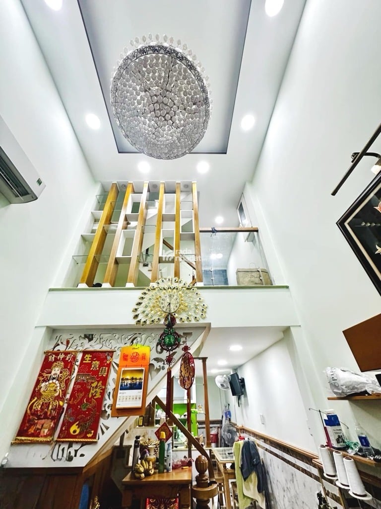 BÁN NHÀ 5 TẦNG, DT 40M2, HẺM THÔNG 5M, LÊ HỒNG PHONG, HÙNG VƯƠNG, QUẬN 10, CHỈ NHỈNH 7 TỶ