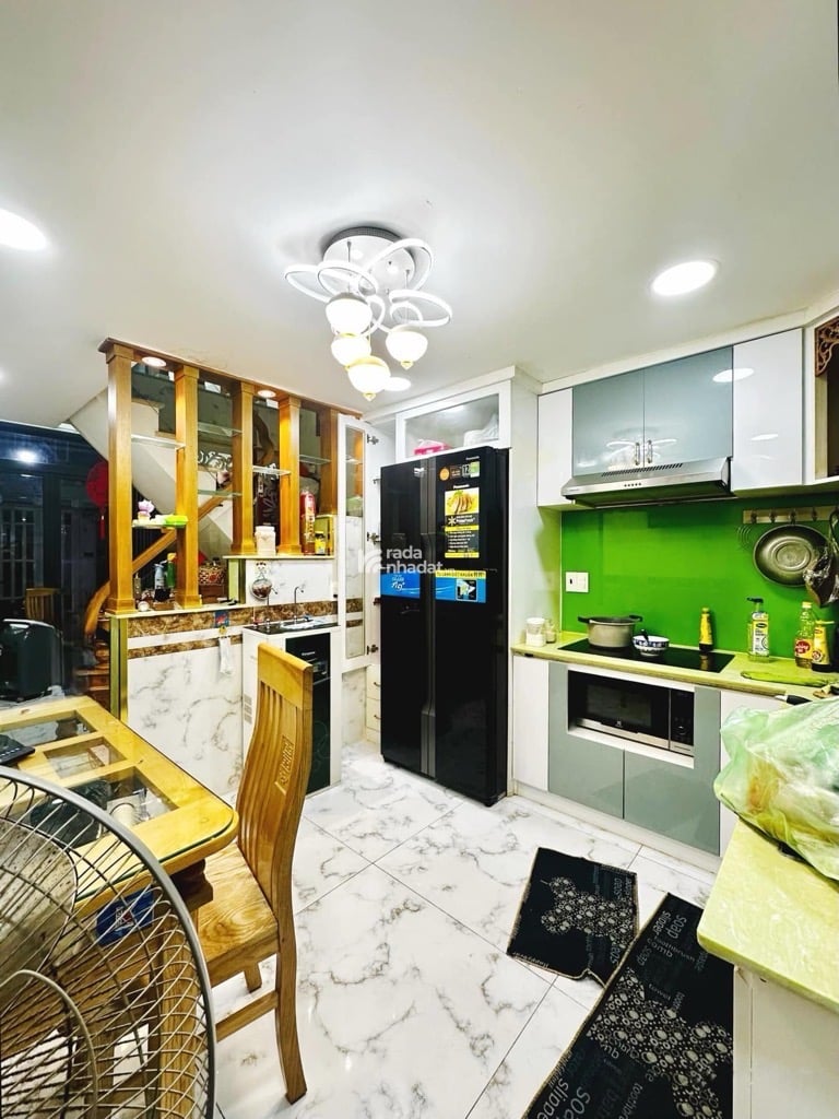 BÁN NHÀ 5 TẦNG, DT 40M2, HẺM THÔNG 5M, LÊ HỒNG PHONG, HÙNG VƯƠNG, QUẬN 10, CHỈ NHỈNH 7 TỶ