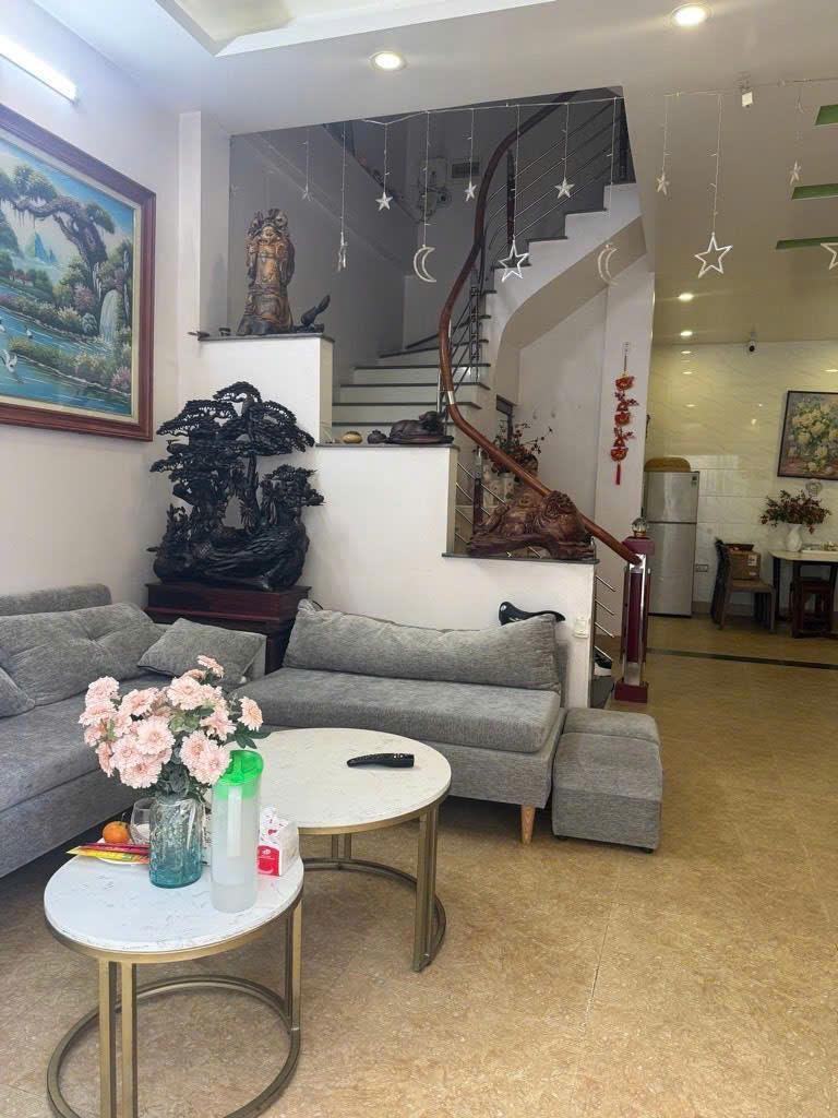 48m2 NHÀ DÂN XÂY, 4 TẦNG, NGÕ Ô TÔ, THÔNG RA VÀNH ĐAI 3.5, nhỉnh 8 tỷ 