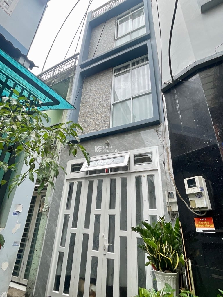 HẺM XE HƠI LÊ TRỌNG TẤN, TÂN PHÚ, CHUẨN 21M2 HIẾM CÓ. GIẢM 550TR CHỈ CÒN 3T TL TỐT