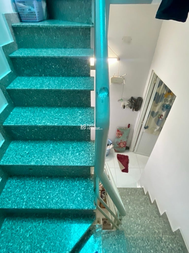 HẺM XE HƠI LÊ TRỌNG TẤN, TÂN PHÚ, CHUẨN 21M2 HIẾM CÓ. GIẢM 550TR CHỈ CÒN 3T TL TỐT