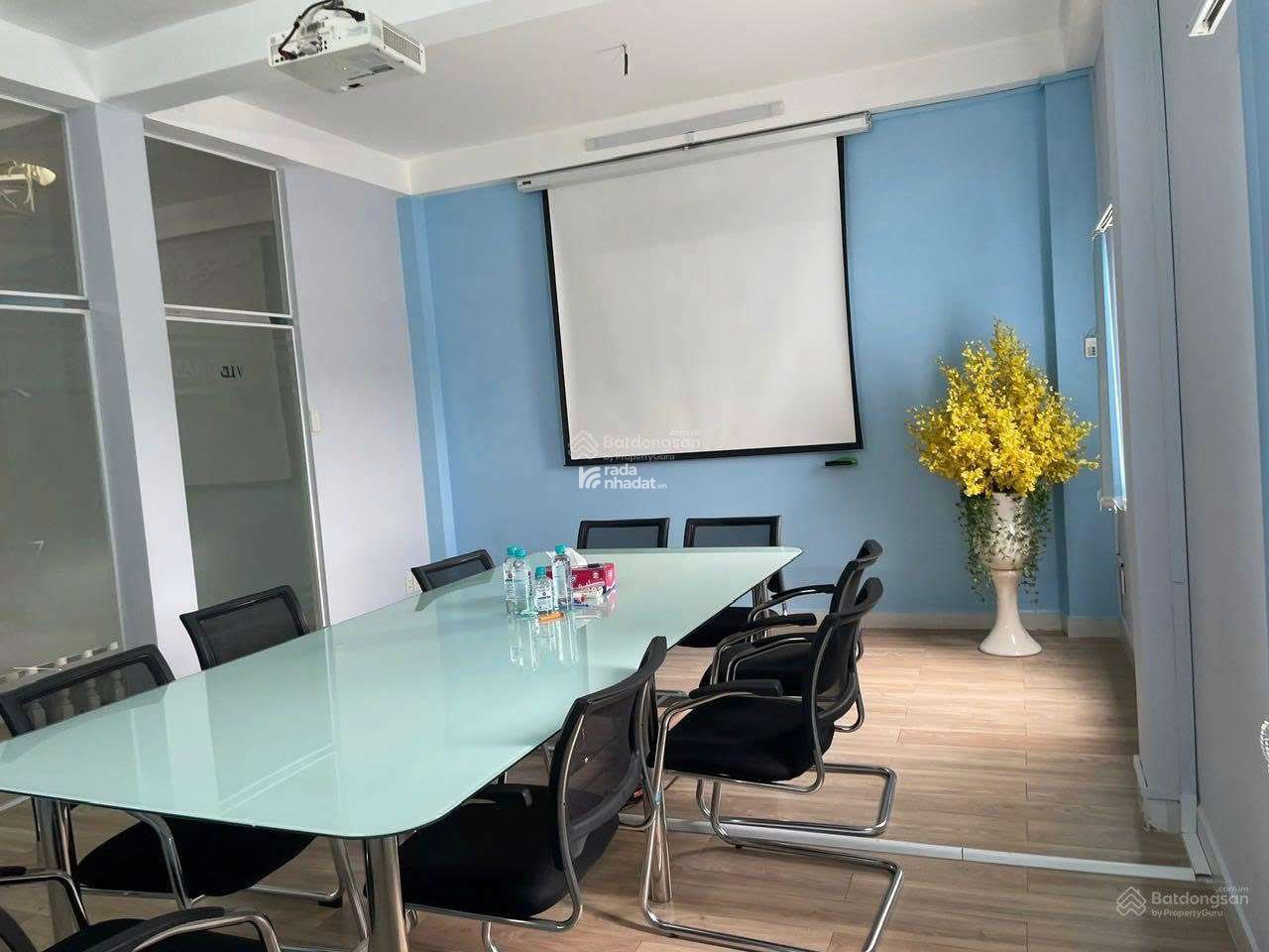Chỉ 10.8 Tỷ Bán Nhà Văn Phòng Hẻm Xe Hơi 10m 4 Tầng 6x14-P11 Bình Thạnh