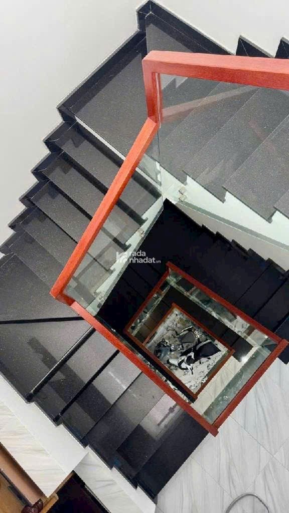 72M2 ( 4 x 18 ), 4 TẦNG, ĐƯỜNG NHỰA 8M, LŨY BÁN BÍCH, KHU RUBY LAND, NHỈNH 10 TỶ TL