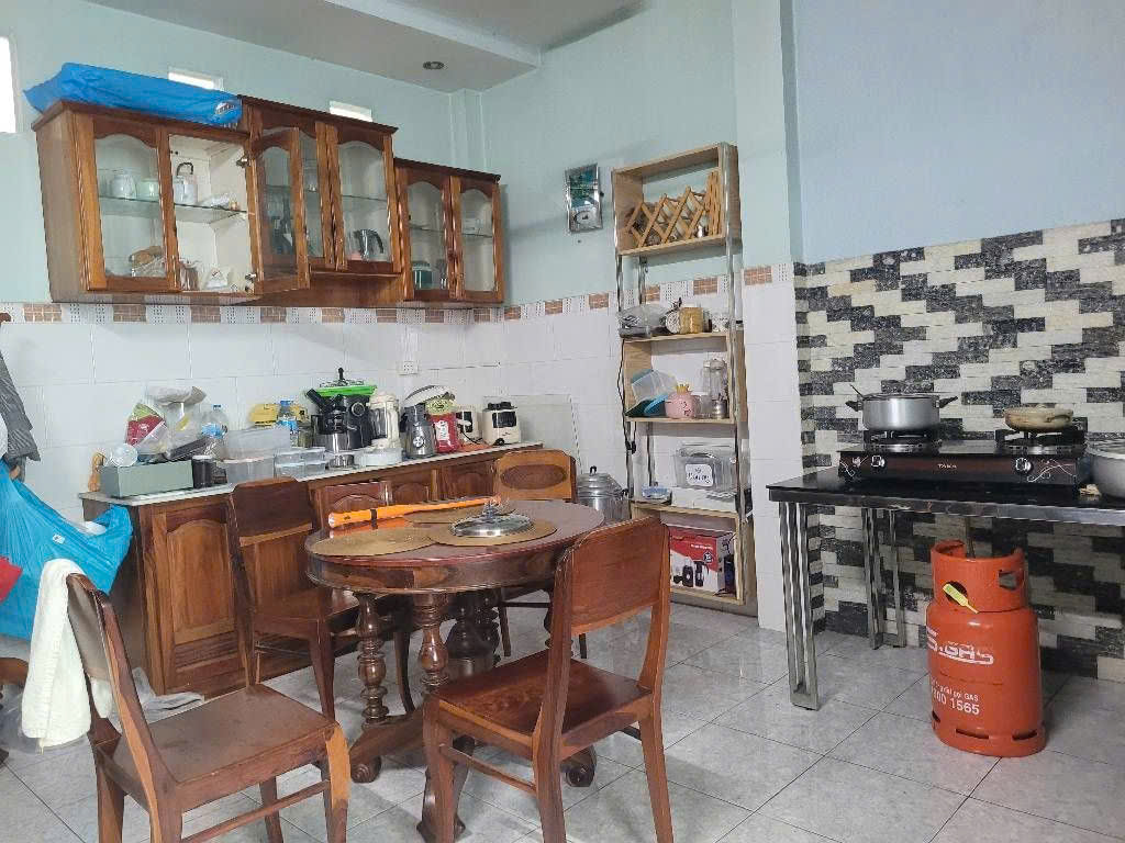 BÁN NHÀ MẶT TIỀN ĐƯỜNG SỐ 25,PHƯỜNG 10 (4,5 x 20 x 4 TẦNG) 16 TỶ TL