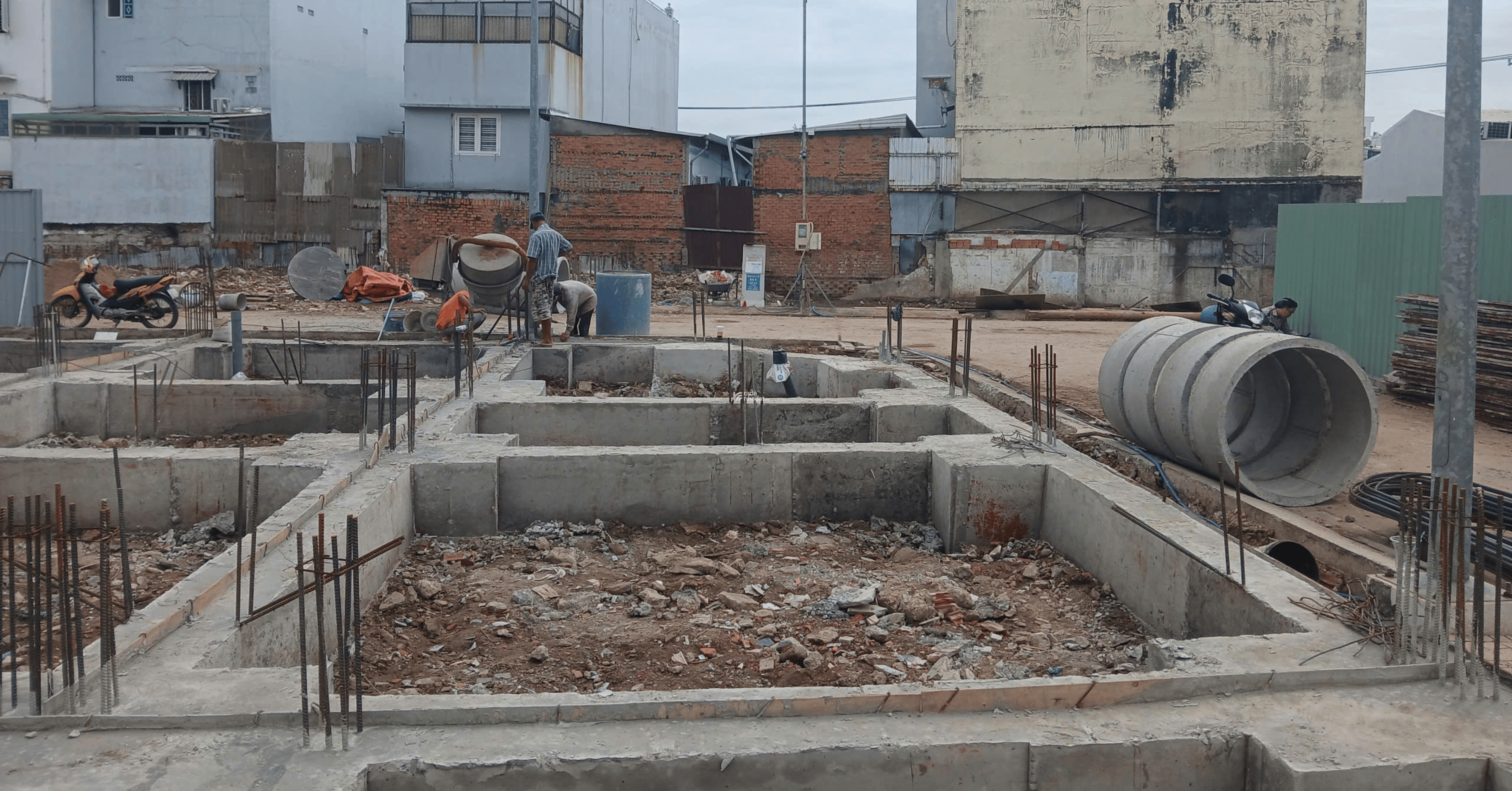 Mở bán 45 nhà phố Pearl Riverside phú định quận 8, 1 trệt, lửng 2 lầu, 4PN, 170m2 sàn