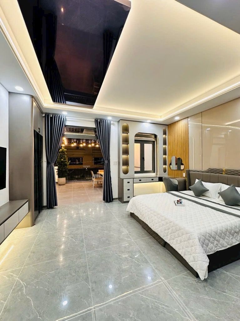 Nhà Phố 5 Tầng - 5M x 25M - Đường Rộng 8M-Thạnh Xuân 33 - Quận 12. Giá 10.9 tỷ