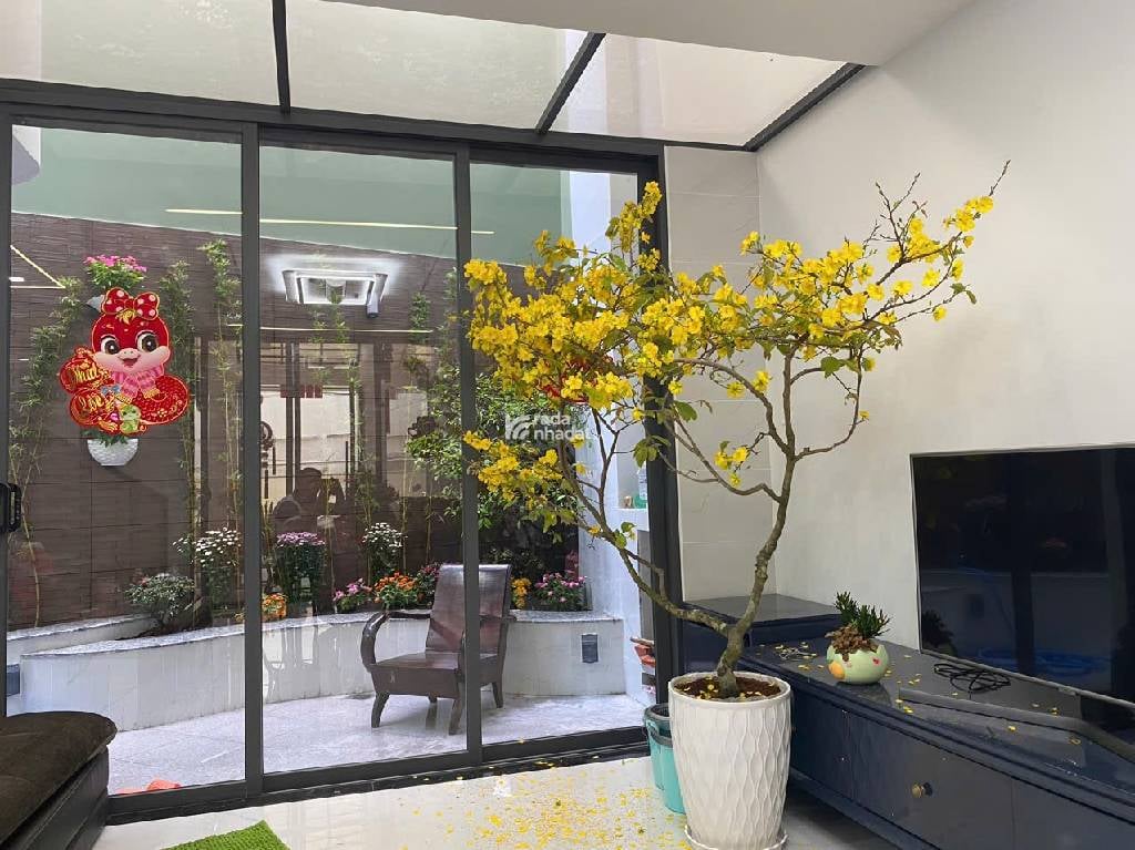 BÁN NHÀ HOÀNG LÊ KHA 86M2 8.7 TỶ 9.4x14M 5 TẦNG 5PN GẦN CÂY GÕ QUẬN 6