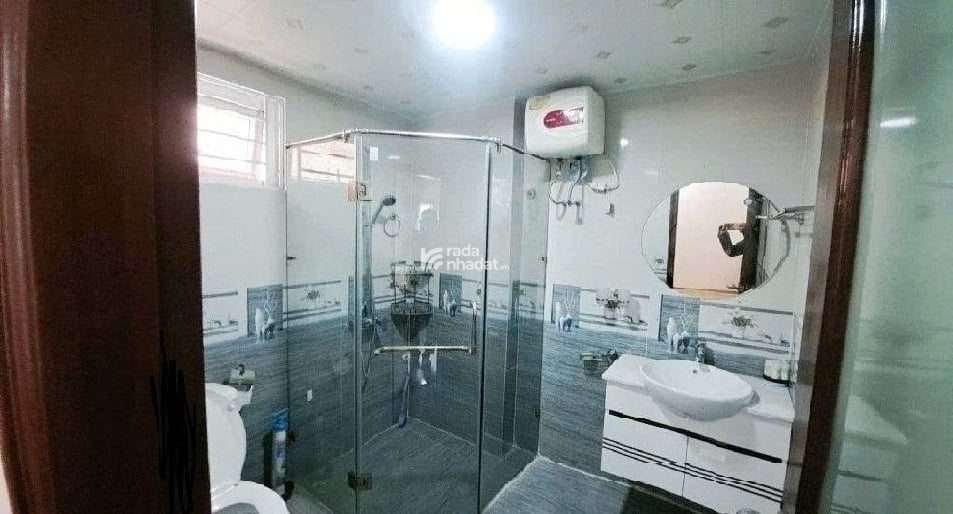 PHƯỜNG CẦU GIẤY - 5 TẦNG - NHÀ ĐẸP - 34M2 - NGÕ NÔNG - GẦN HỒ - ĐÓN GIÓ MÁT RƯỢI