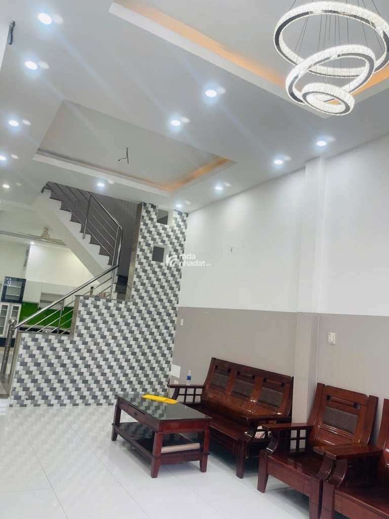 BÁN NHÀ MẶT TIỀN NGUYỄN HỚI 78M2 3 TẦNG 9.5 TỶ SÁT BẾN XE MIỀN TÂY TÊN LỬA, BV TRIỀU AN