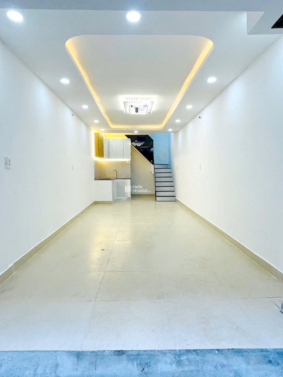 Bán nhà mới 1 lầu hẻm Võ Văn Kiệt P.Cầu Ông Lãnh Quận 1