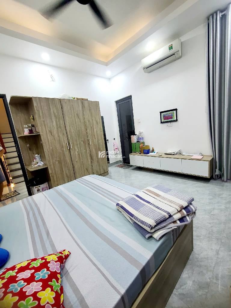 HƠN 12 TỶ - 54M2 - HẺM XE HƠI 5M - NGANG 6 DÀI 9 - 5 TẦNG - 5PN,6WC - LẠC LONG QUÂN - TÂN BÌNH