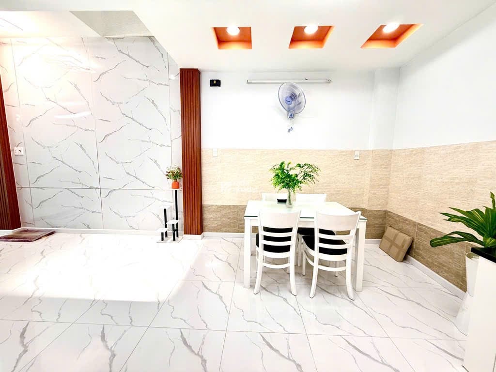 Nhà mới 4 tầng BTCT  Xe hơi vào nhà  Phạm Văn Chiêu  P9  Gò Vấp  4x13m  6.68 Tỷ