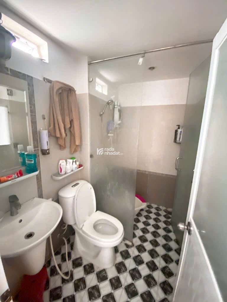 Cạnh Nguyễn Thị Thập Q7-- ngang hiếm 5M - nhà 3 lầu - ở hoặc xây mới - hẻm ba gác sát mặt tiền