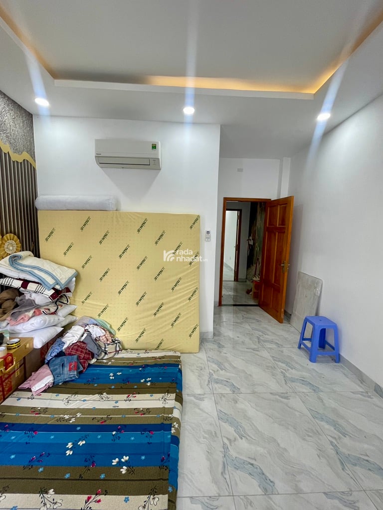 NHÀ ĐẸP TẶNG TOÀN BỘ NỘI THẤT- NGAY BỆNH VIỆN BÌNH TÂN- HƯƠNG LỘ 2 -DT: 4*16.5M- 6.4 TỶ
