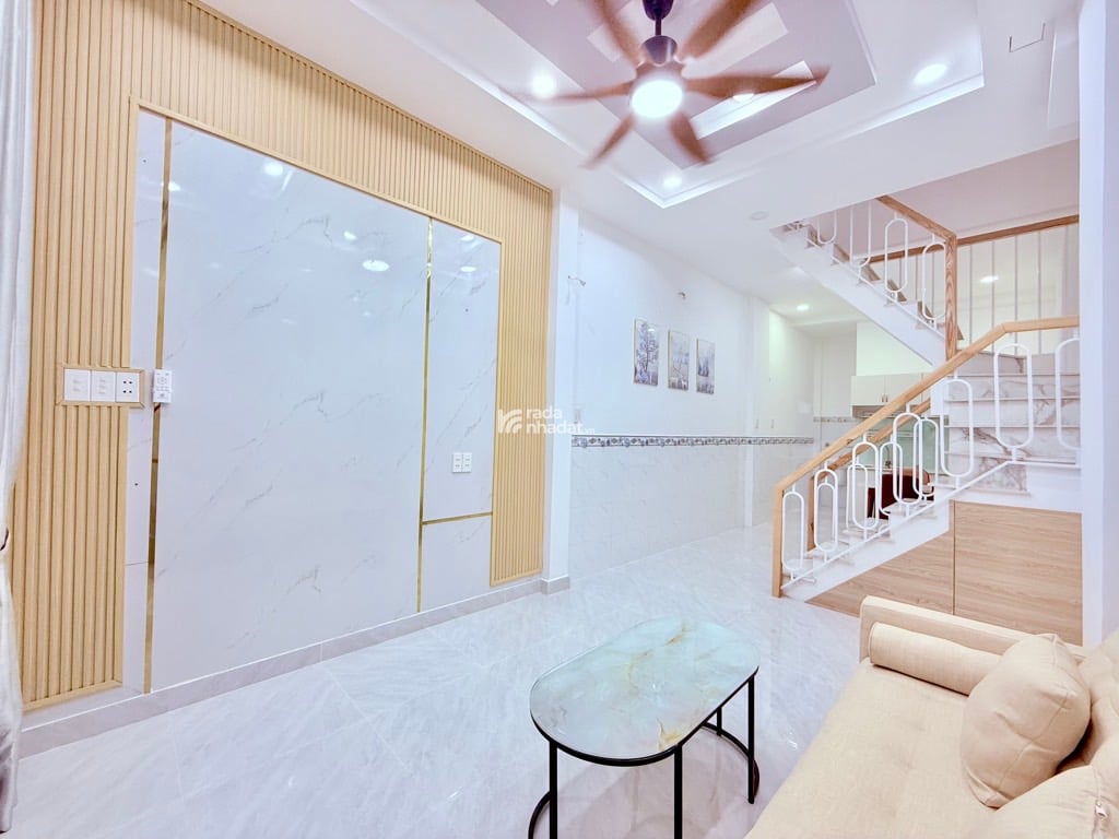  NHÀ ĐẸP Ở NGAY - 41M2 - 2 TẦNG - SÂN RỘNG - TẶNG FULL NỘI THẤT - PHẠM VĂN BẠCH - NGUYỄN SỸ SÁCH