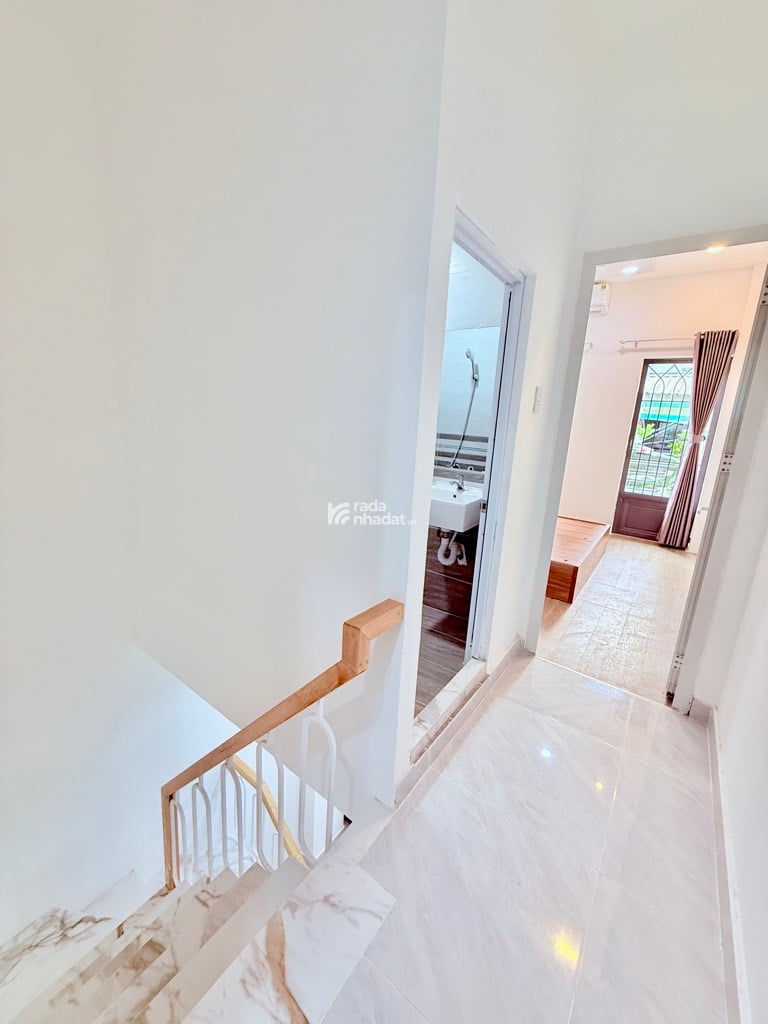  NHÀ ĐẸP Ở NGAY - 41M2 - 2 TẦNG - SÂN RỘNG - TẶNG FULL NỘI THẤT - PHẠM VĂN BẠCH - NGUYỄN SỸ SÁCH