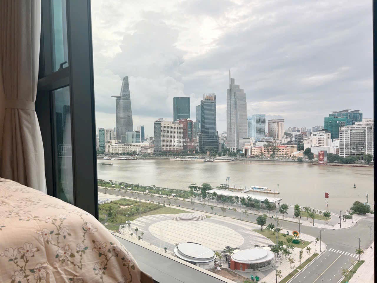 Bán 3PN Loft đặc biệt The Galleria  120m2 - 20 tỷ  Giá siêu tốt