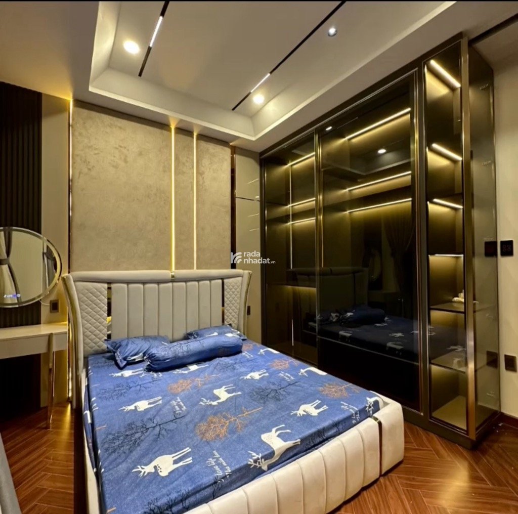 NHÀ ĐẸP 2 TẦNG, FULL NỘI THẤT CHÂU ÂU - HẺM 8M THÔNG - GẦN AEON MALL - NHỈNH 6 TỶ 