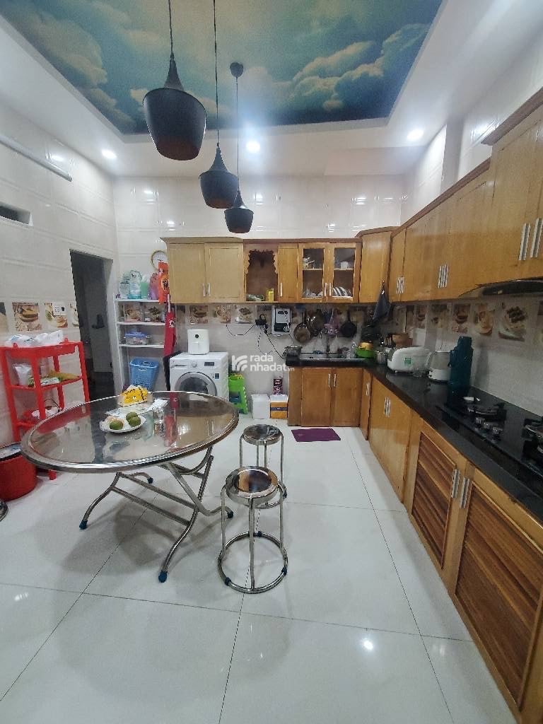  Siêu phẩm mặt tiền Tân Phú – Lý Thánh Tông – 5x14m – ở ngay – sổ hồng riêng