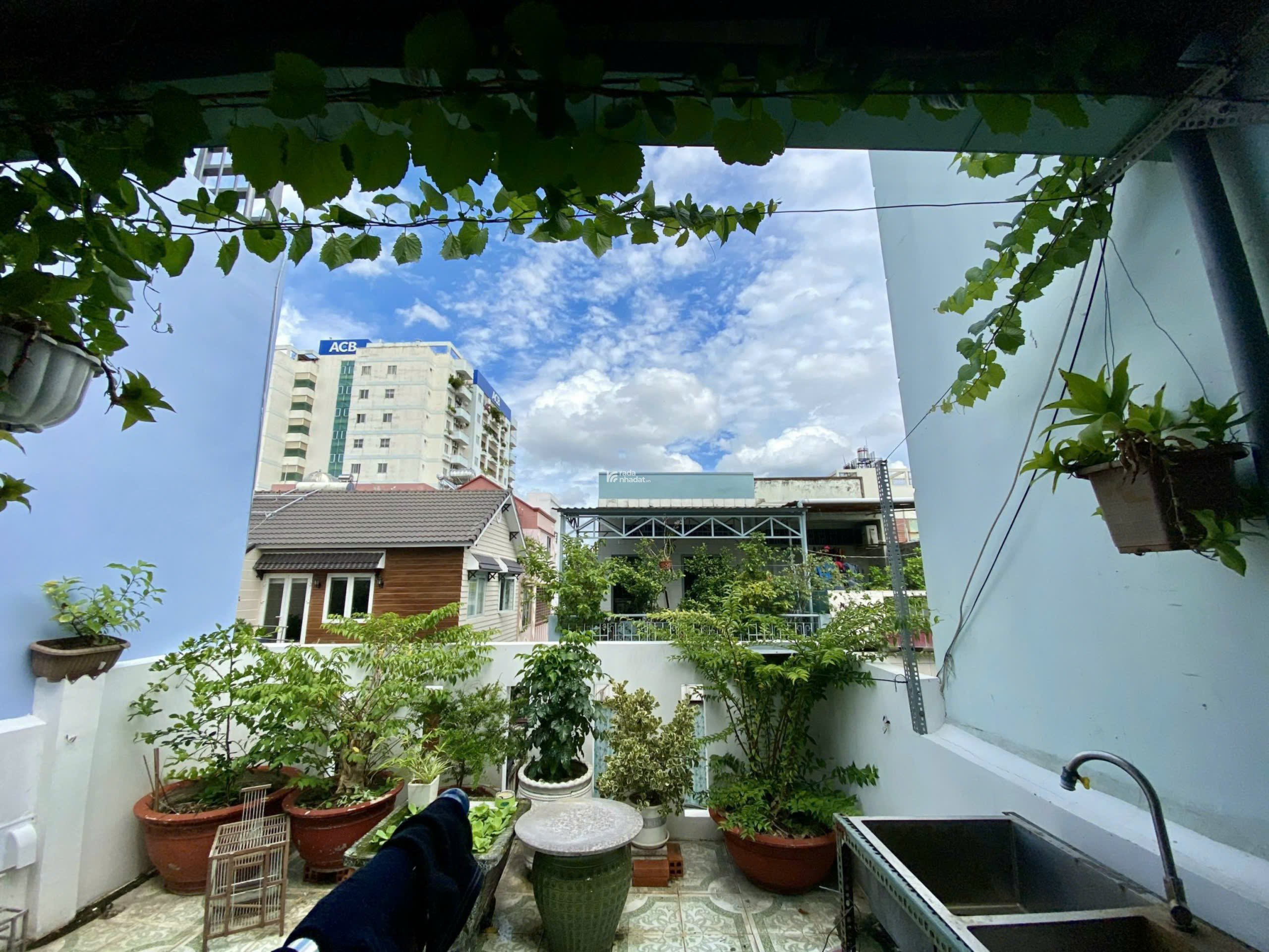 Bán nhà HXH 8m Ông Ích Khiêm quận 11-14 tỷ 