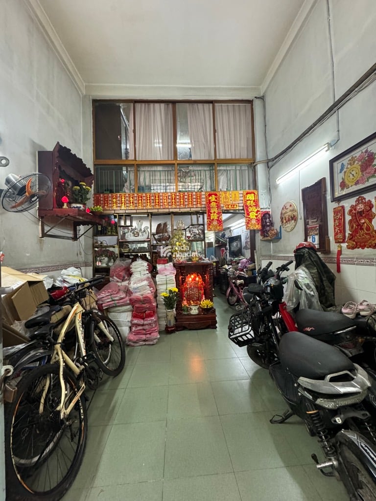 CÁCH MẶT TIỀN VÀI CĂN , NGANG LỚN 6M , NỞ HẬU -  NHÀ ĐẸP Ở NGAY 97M2 CHỈ 5.3 TỶ 