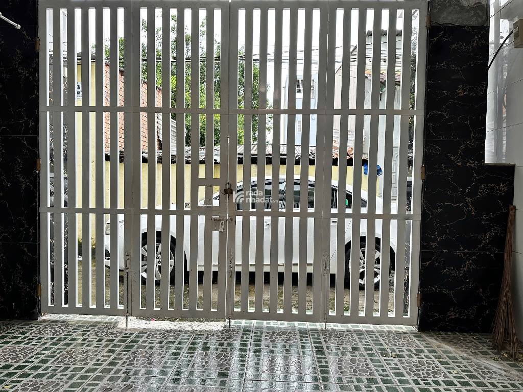  HXH 1 TRỤC, NHÀ MỚI 2 TẦNG, SÁT ĐƯỜNG TỈNH LỘ 43, BÌNH CHIỂU, THỦ ĐỨC. 