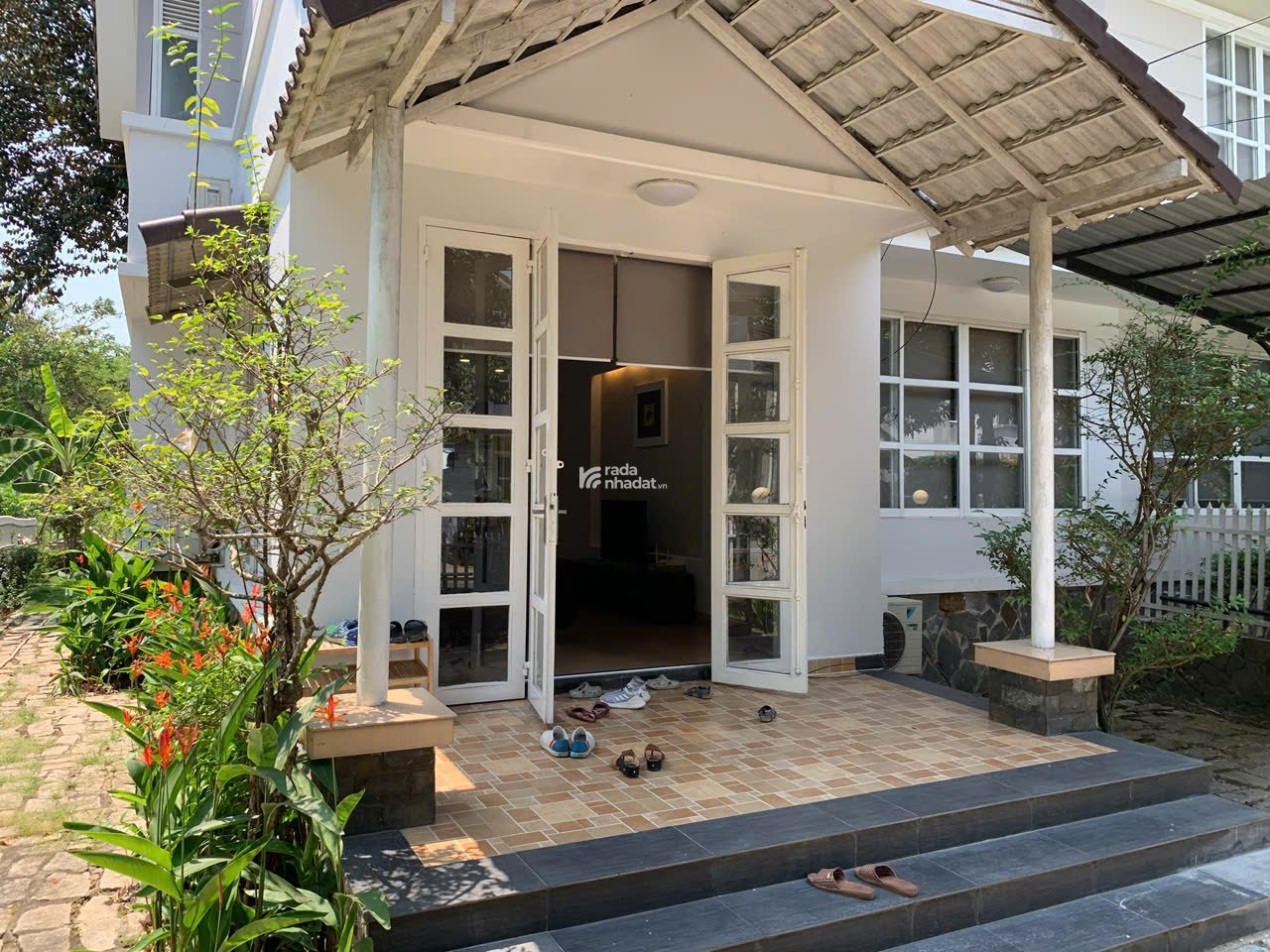 HOT!   BIỆT THỰ SÂN VƯỜN 2 TẦNG . DT 250M2 - GIÁ 7.5 TỶ - BÌNH MỸ CỦ CHI