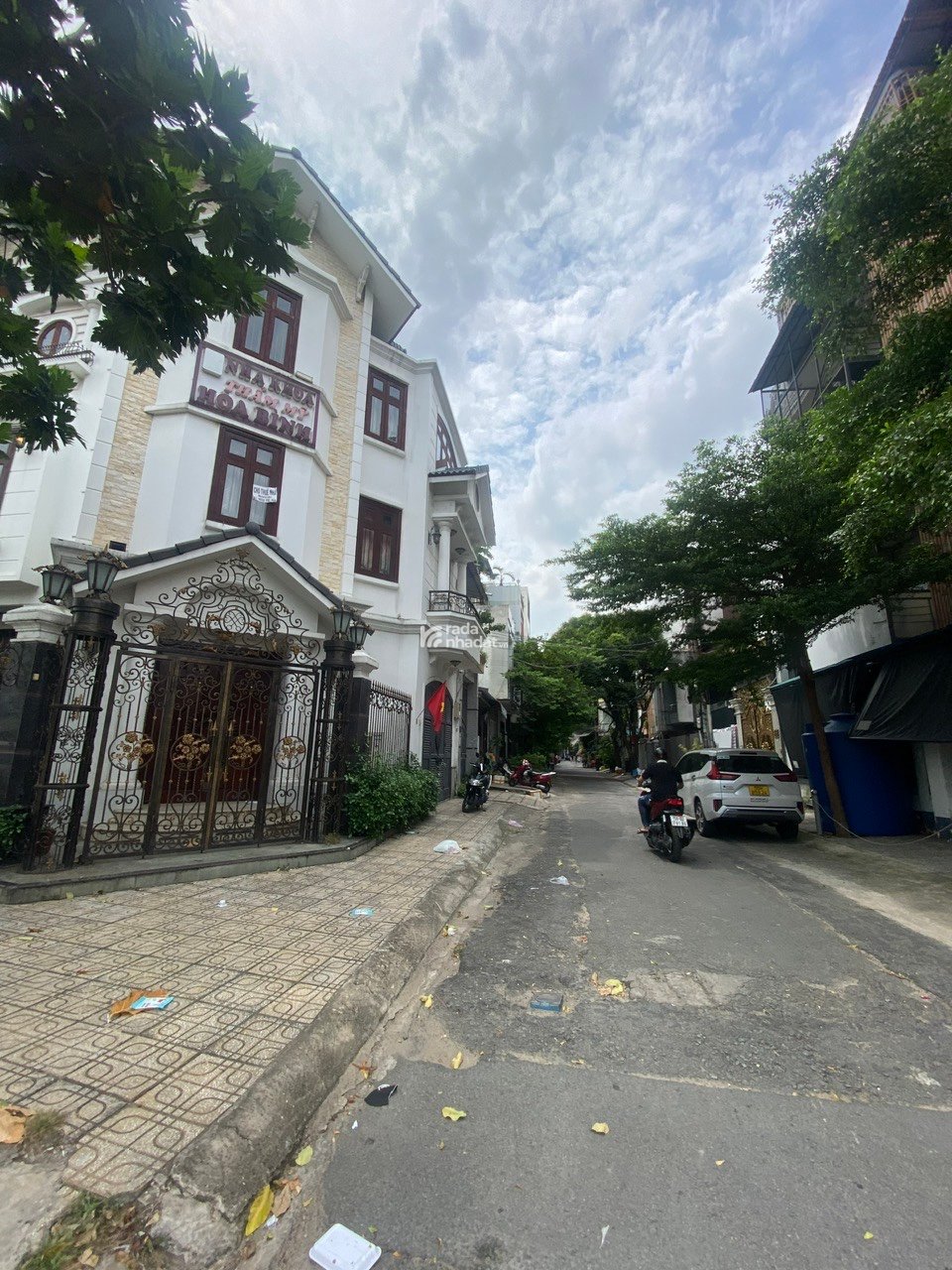 32 TỶ . BIỆT THỰ 4 TẦNG - LÊ THÚC HOẠCH Q. TÂN PHÚ . 9 X 16M