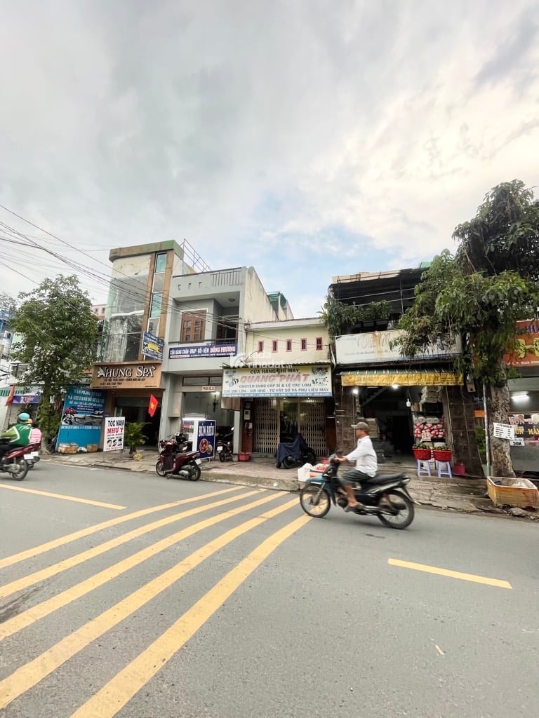 Bán nhà gần lê văn qưới  bình long mã lò