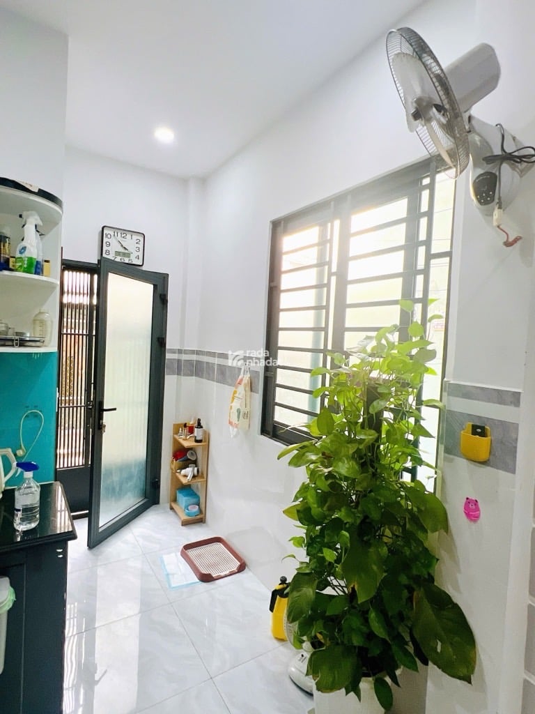HOT - 2 MẶT HẺM THOÁNG XE TẢI BON BON - CĂN GÓC 2 TẦNG ĐẸP BTCT - KHU VIP CHỢ ĐÊM NGUYỄN SƠN - 55M2