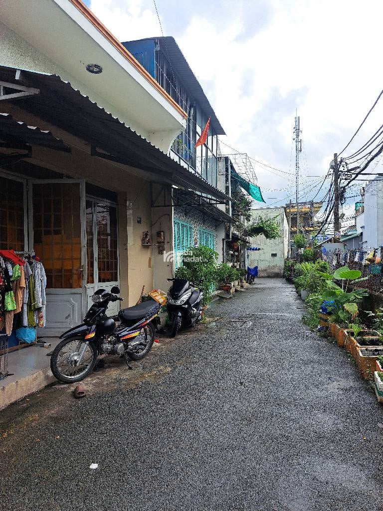 BÁN NHÀ LÊ ĐÌNH CẨN 80M2 XE HƠI VÀO TẬN NHÀ 5 TỶ KẾ AEON MALL BÌNH TÂN 