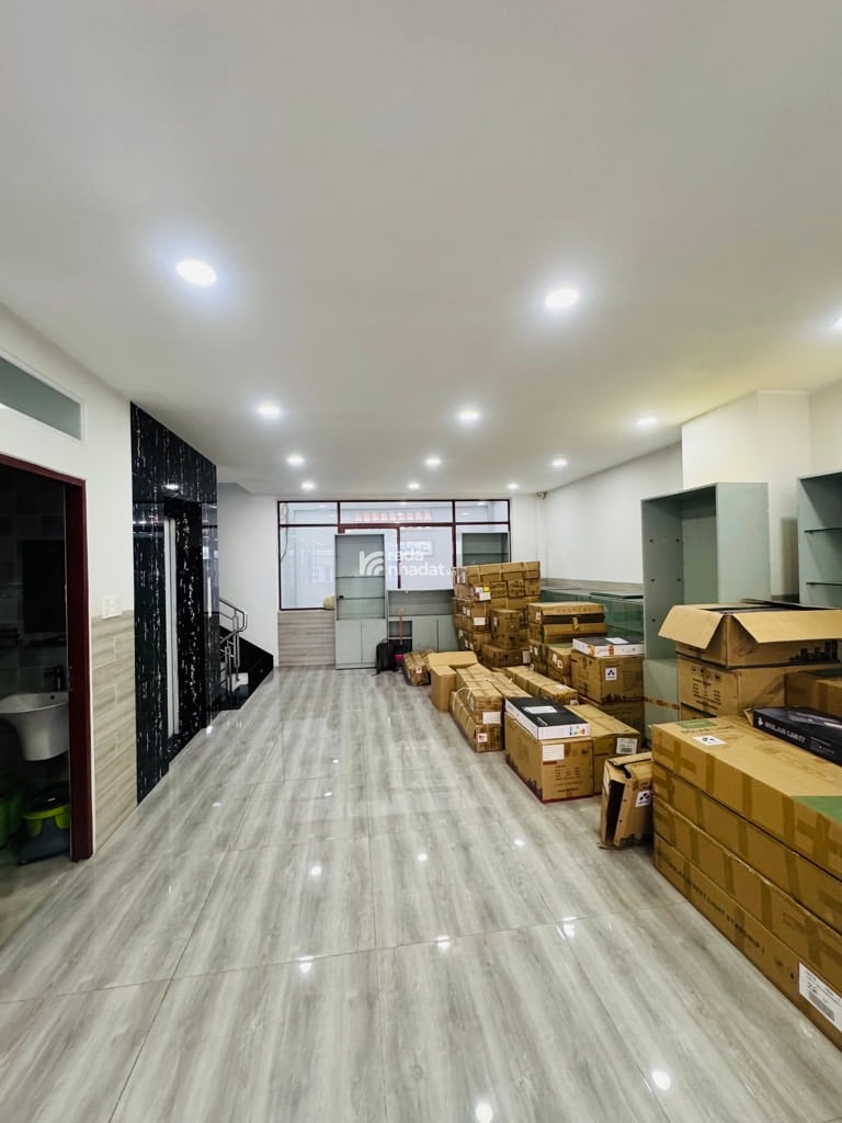 SIÊU PHẨM BIỆT THỰ - 8x19 NGAY CHỢ VẢI PHÚ THỌ HÒA, Q.TÂN PHÚ - 152M2 -  18TỶ5 TLCC 