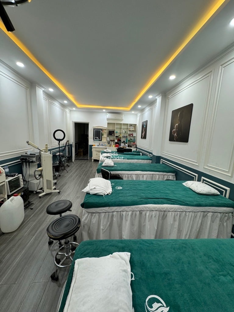 Giảm cực mạnh 700tr - Lô góc 2 MT THĐ - 100m2 - 5 Tầng - Full nội thất xịn - Đang kinh doanh spa 