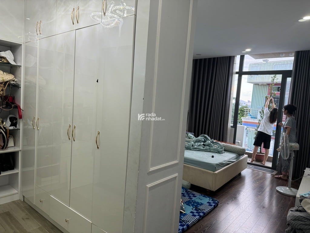 Giảm cực mạnh 700tr - Lô góc 2 MT THĐ - 100m2 - 5 Tầng - Full nội thất xịn - Đang kinh doanh spa 