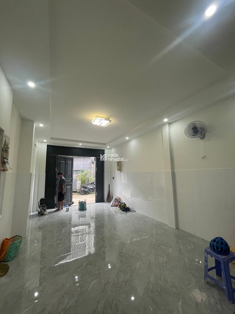 HẺM XE HƠI HOÀNG VĂN THỤ, TÂN BÌNH, 52M2 CÓ KẾT CẤU DỄ CẢI TẠO. GIẢM 350TR CHỈ CÒN 8.6T TL 