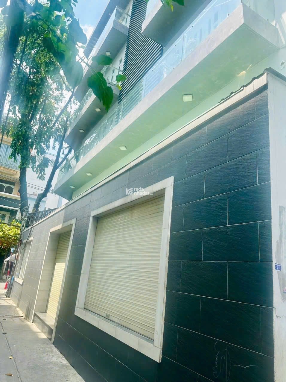 BÁN NHÀ MẶT TIỀN CÂY KEO GÓC PHÚ THẠNH 