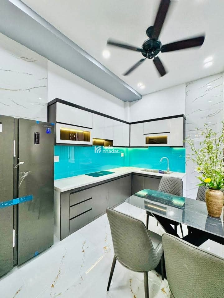 CĂN GÓC 3 TẦNG FULL NỘI THẤT - 68m2 HẺM XE TẢI THÔNG - 7.4 TỶ