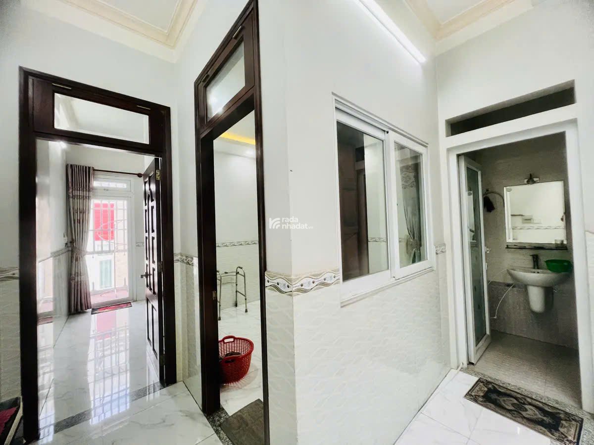 BÁN NHÀ ĐẸP HXH 4 TẦNG ĐOÀN GIỎI,SƠN KỲ, TÂN PHÚ ĐỐI DIỆN AEON MALL TÂN PHÚ  CHỈ 6,8 TỶ