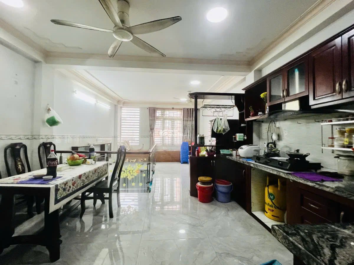 BÁN NHÀ ĐẸP HXH 4 TẦNG ĐOÀN GIỎI,SƠN KỲ, TÂN PHÚ ĐỐI DIỆN AEON MALL TÂN PHÚ  CHỈ 6,8 TỶ