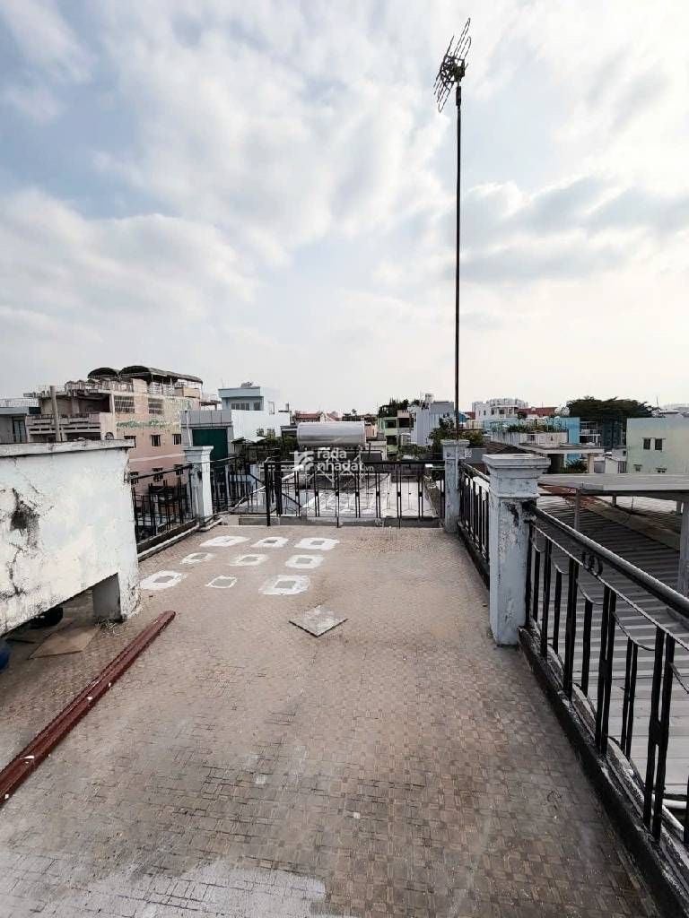 KHU VIP Q11 - 4 TẦNG - MẶT TIỀN KINH DOANH ĐỈNH - XE HƠI NGỦ TRONG NHÀ 