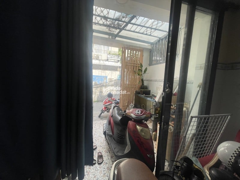 HẺM XE HƠI 7 CHỖ, OTO NGỦ NHÀ THOẢI MÁI - PHAN CHU TRINH